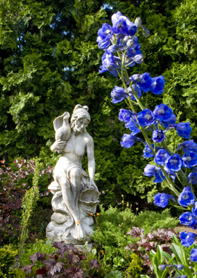 Statue