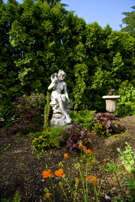 Statue2